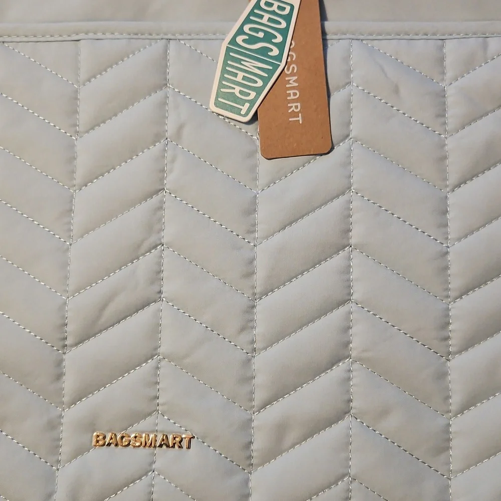 NWT 2 Pc Bagsmart Quilted Laptop Sleeve and Pouch Set in Light Blue